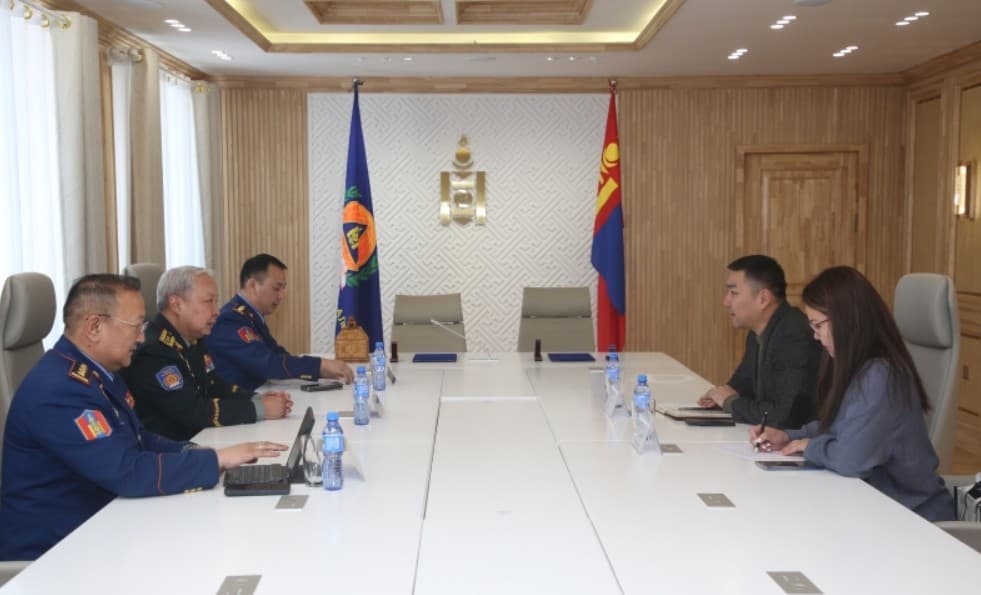 Гамшгаас хамгаалах, аврах, эрэн хайх үйл ажиллагаанд нисгэгчгүй нисэх төхөөрөмж ашиглах чиглэлээр хамтран ажиллана зураг 3